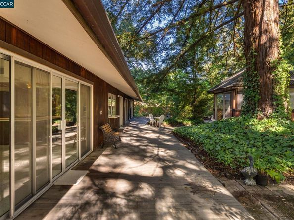 200 Lark Ln, Alamo CA 94507