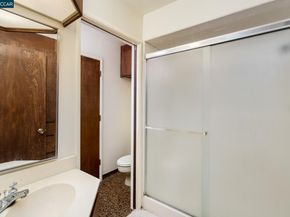 200 Lark Ln, Alamo CA 94507