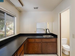 200 Lark Ln, Alamo CA 94507