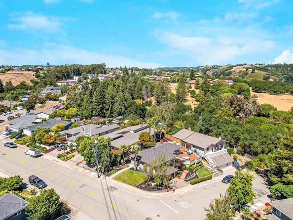 5320 Nash Way, Castro Valley CA 94546