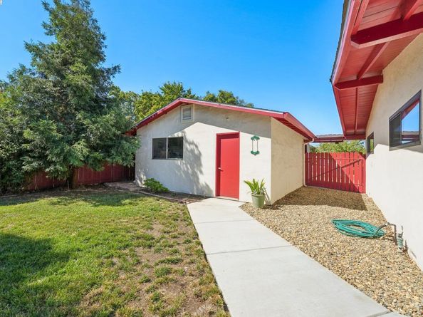 1052 Rincon Ave, Livermore CA 94551