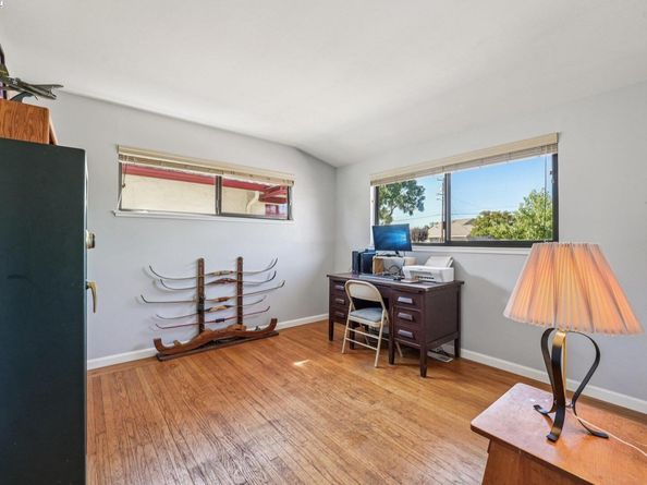 1052 Rincon Ave, Livermore CA 94551