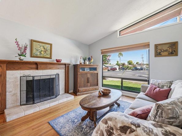1052 Rincon Ave, Livermore CA 94551