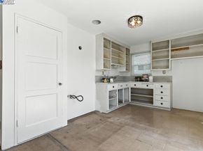 15967 Paseo Del Campo, San Lorenzo CA 94580