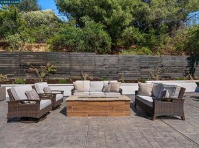 128 Castle Crest Rd, Alamo CA 94507