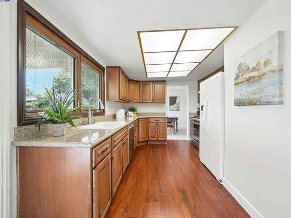 2858 Superior Dr, Livermore CA 94550