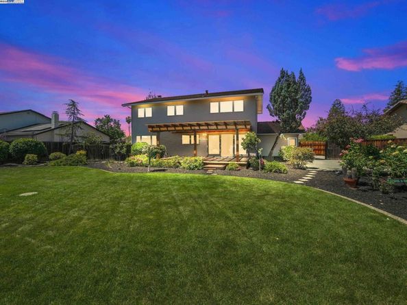 2858 Superior Dr, Livermore CA 94550