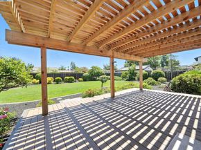 2858 Superior Dr, Livermore CA 94550