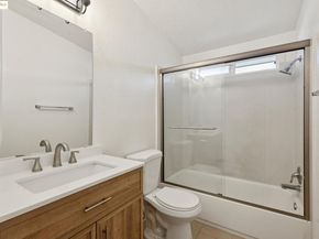 2455 89Th Ave, Oakland CA 94605