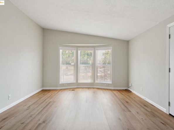 2455 89Th Ave, Oakland CA 94605