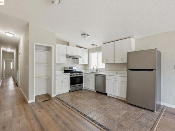 2455 89Th Ave, Oakland CA 94605