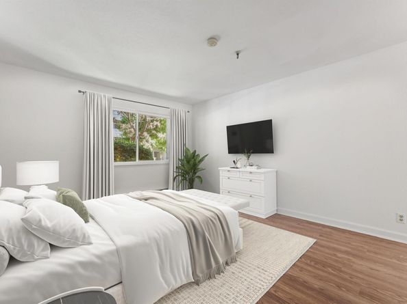 325 Vernon St 105, Oakland CA 94610