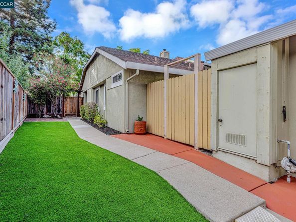 7684 Arbor Creek Cir, Dublin CA 94568