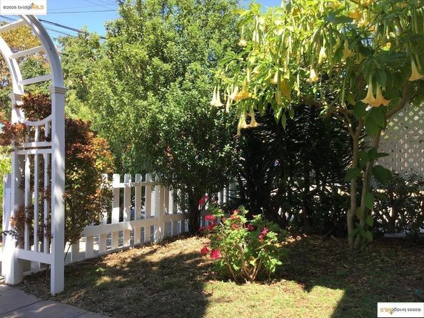 3712 Patterson AVE, Oakland CA 94619