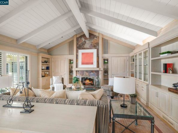 738 Mandarin Ln, Walnut Creek CA 94598