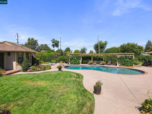 738 Mandarin Ln, Walnut Creek CA 94598