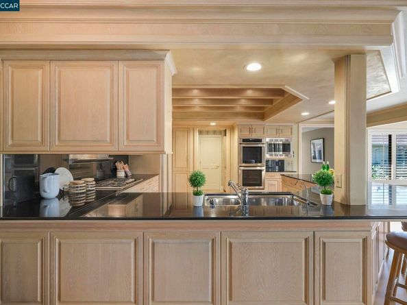 738 Mandarin Ln, Walnut Creek CA 94598
