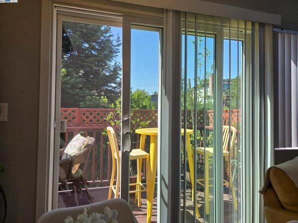 3687 Maple Ave 9, Oakland CA 94602