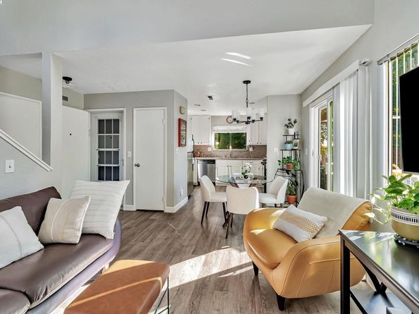 3687 Maple Ave 9, Oakland CA 94602