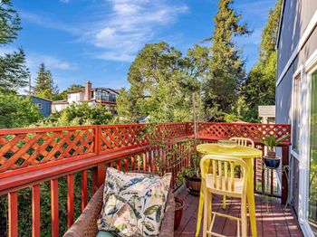3687 Maple Ave