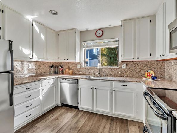 3687 Maple Ave 9, Oakland CA 94602