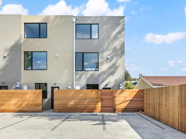 4033 Park Blvd., Oakland CA 94602