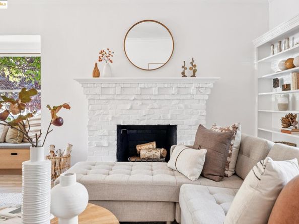 2848 Russell St, Berkeley CA 94705