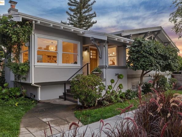 2848 Russell St, Berkeley CA 94705
