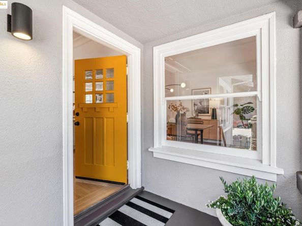 2848 Russell St, Berkeley CA 94705