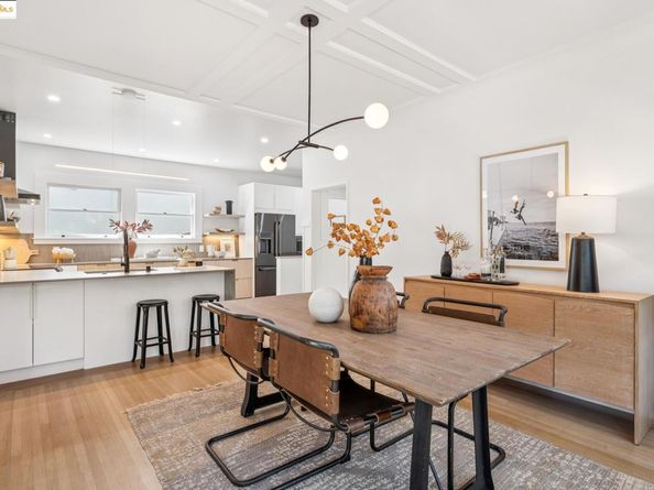 2848 Russell St, Berkeley CA 94705