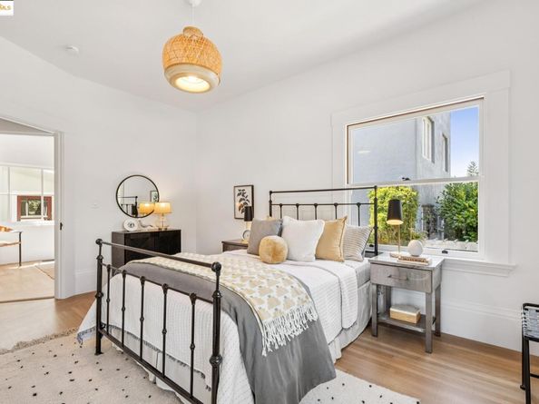 2848 Russell St, Berkeley CA 94705