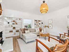 2848 Russell St, Berkeley CA 94705