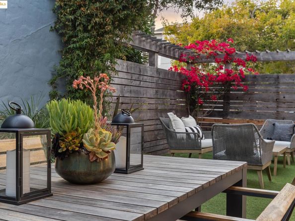 2848 Russell St, Berkeley CA 94705