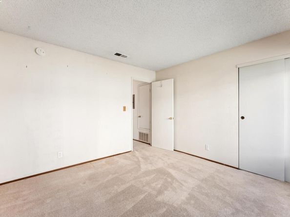 27439 Ponderosa Ct, Hayward CA 94545