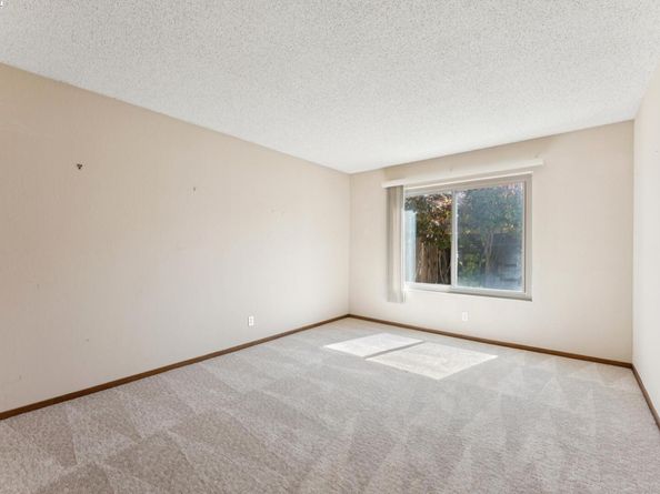27439 Ponderosa Ct, Hayward CA 94545