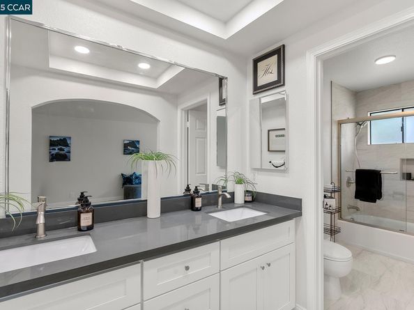 265 Woodbridge Cir, San Mateo CA 94403