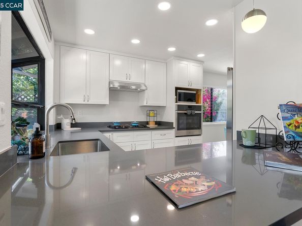 265 Woodbridge Cir, San Mateo CA 94403