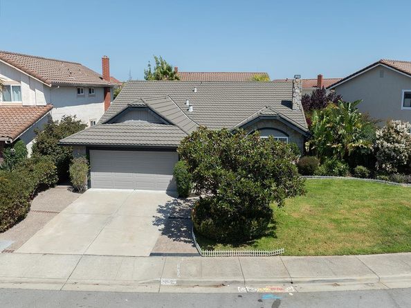 265 Woodbridge Cir, San Mateo CA 94403