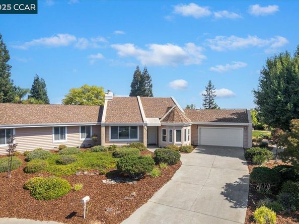 2323 Grosvenor Heights Ct, Livermore CA 94550