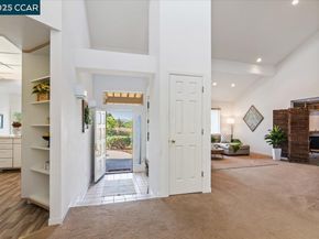 2323 Grosvenor Heights Ct, Livermore CA 94550