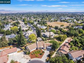 2323 Grosvenor Heights Ct, Livermore CA 94550