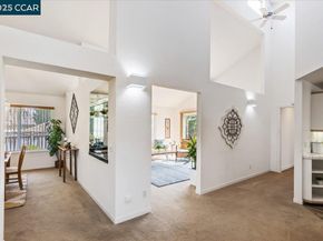 2323 Grosvenor Heights Ct, Livermore CA 94550
