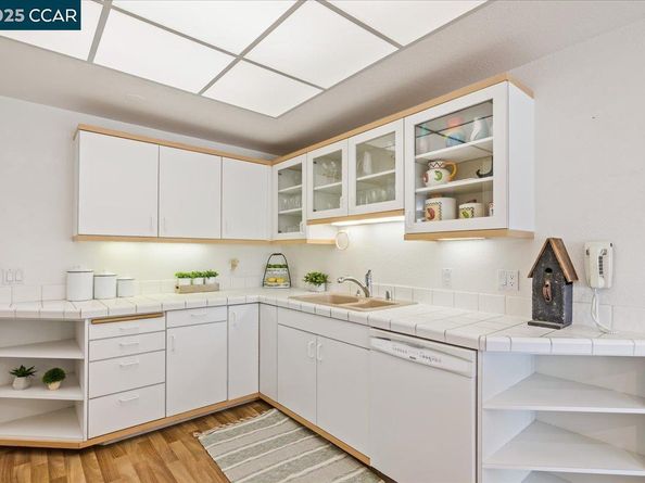2323 Grosvenor Heights Ct, Livermore CA 94550
