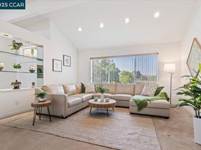 2323 Grosvenor Heights Ct, Livermore CA 94550