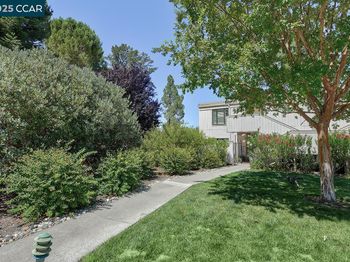 1424 Canyonwood Ct