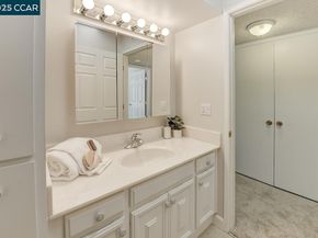 1424 Canyonwood Ct 1, Walnut Creek CA 94595