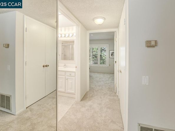 1424 Canyonwood Ct 1, Walnut Creek CA 94595