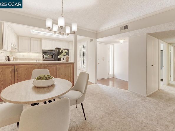 1424 Canyonwood Ct 1, Walnut Creek CA 94595
