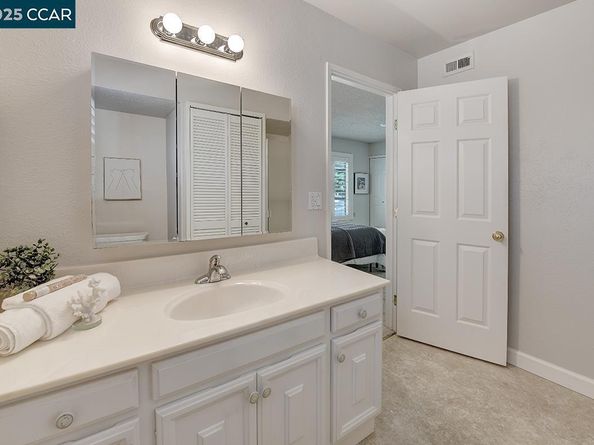 1424 Canyonwood Ct 1, Walnut Creek CA 94595