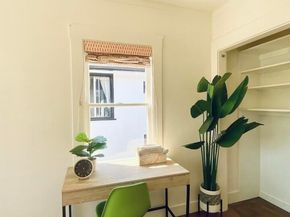 725 43rd Street, Oakland CA 94609